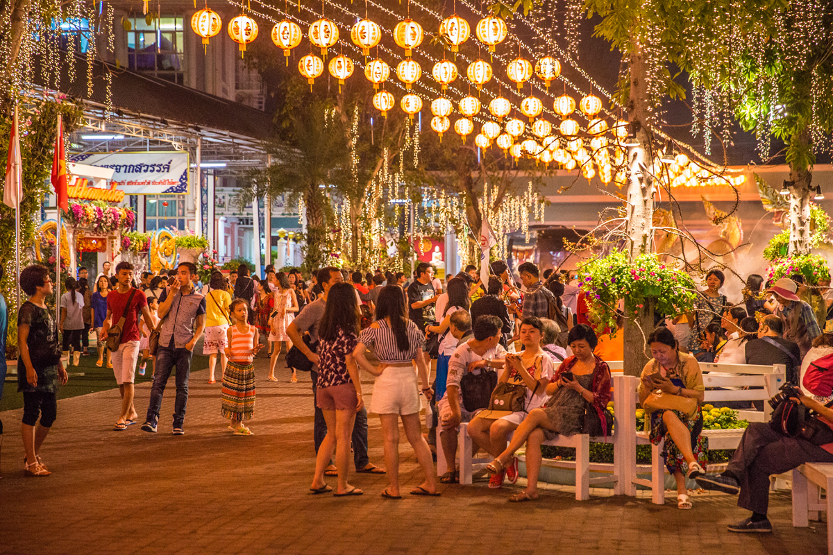 Экскурсия Бан Сукхавади с ужином в Паттайе - SevenTrips